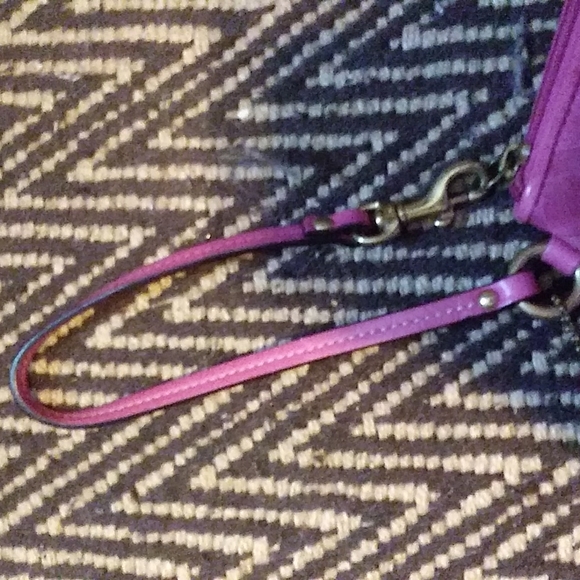 VGUC. Coach signature C pink satin wristlet. - Picture 7 of 8